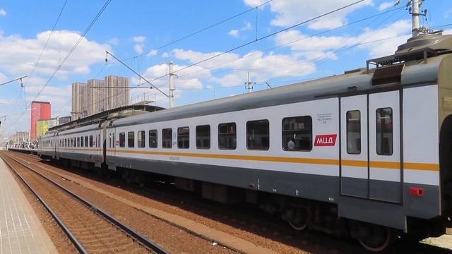 Электропоезд ЭП2Д-0100 ЦППК станция Москва-Бутырская МЦД-1 26.05.2021 | EP2D-0100 CPPK train смотреть онлайн