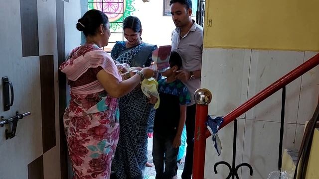 my baby entry to home....Happyness смотреть онлайн