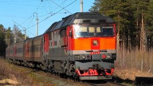 "В последние дни по деревяшке". ТЭП70-0508 с пригородным поездом Егоршино - Екатеринбург-Пасс.