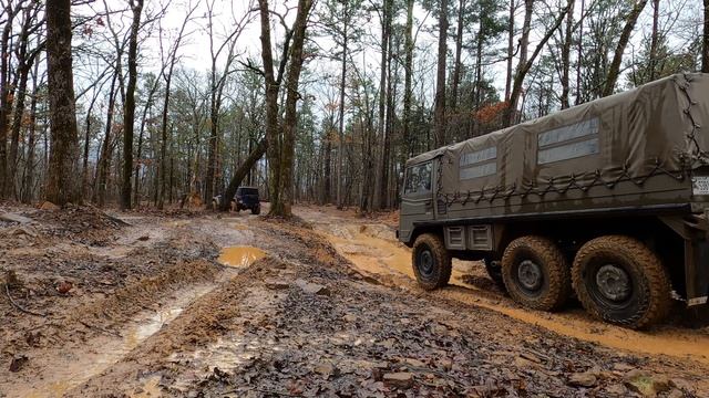 The Ultimate 6x6 Off-Road Machine - Pinzgauer and Lots of Mud! смотреть онлайн