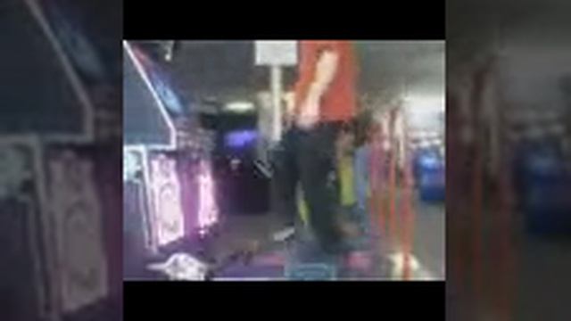 ddr in a k mart uniform clasic смотреть онлайн