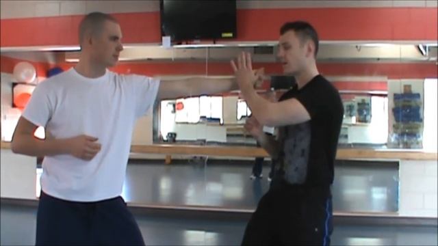 Hand To Hand Combat: 3 Ways To Trap A Jab and A Cross Punch смотреть онлайн
