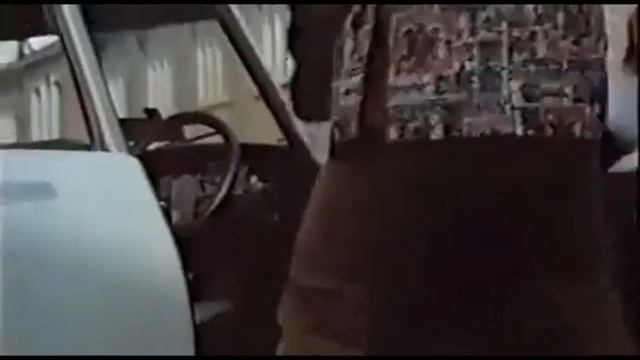 'idi amin song' - the whippet beans & their never-ending never-tedious visual dial-a-song смотреть онлайн
