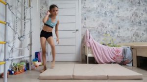 как научиться делать переворот в перёд и назад 😱