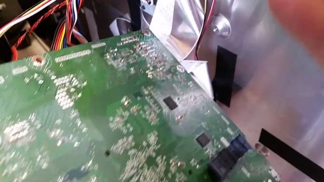 Testing Vizio M550SV main board 3655-0342-0150 firmware IC U12 Hynix H27UAG8T2BTR смотреть онлайн