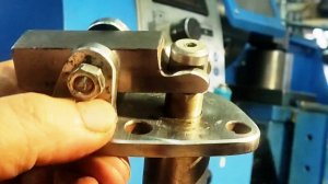 Самодельный корпус тяги и педали блокировки дифференциала трактора Т-25 (А25.37.290)