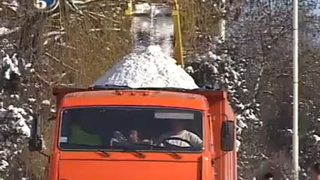 Уборка улиц города смотреть онлайн