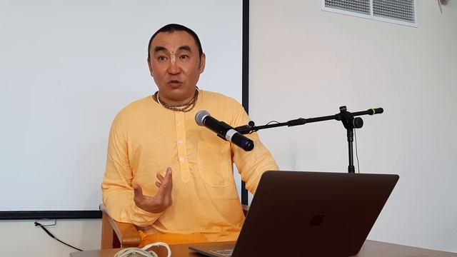 2021.05.03 - Шаранагати Атма-ниведанам - вручение себя Господу Бхакти-ретрит Лекция 2 Даяван прабх смотреть онлайн
