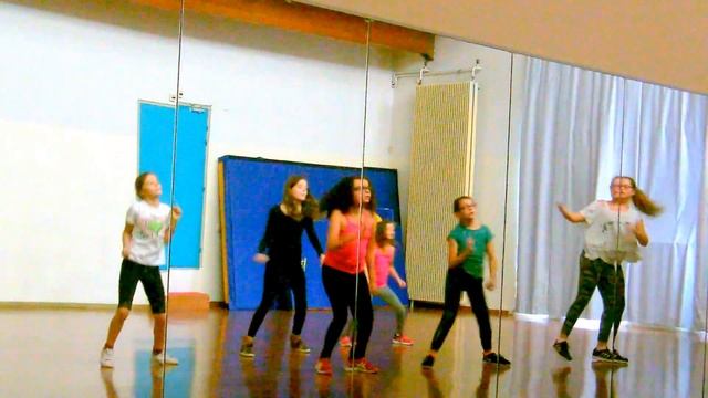 Zumba Kids "Spread Love" choreo by Alina смотреть онлайн