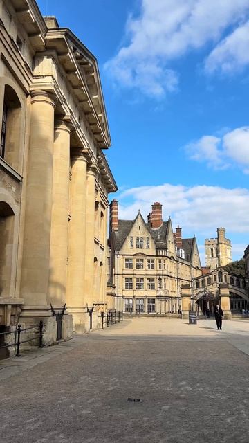 Колледж, который вдохновил мир на магию #оксфордскийуниверситет#интересныефакты#гаррипоттер смотреть онлайн