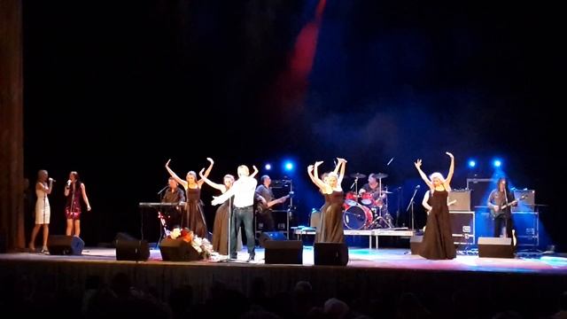 А ты такая непокорная.... смотреть онлайн