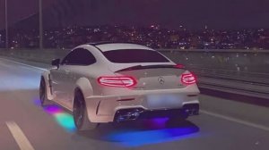 Mercedes C63 AMG Crazy drive