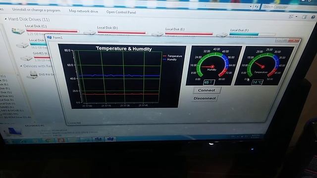Arduino with DHT11 смотреть онлайн