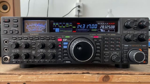 Yaesu FT-2000D, 200W Transceiver