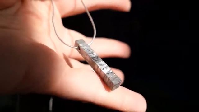 Pendant with a silver chain from the Seymchan meteorite - iron meteorite смотреть онлайн