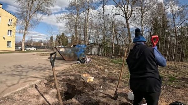 Жидкие колебания, Надина игрушка, Новогодние кредиты, Причина пьянки, Сашке крупно повезло, Сечин'