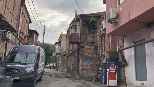 Тбилиси. Телавская, Гутанская, Почтовая, Бадиаурская, Цурцумия. Улицы Авлабара. Утренний маршрут. смотреть онлайн