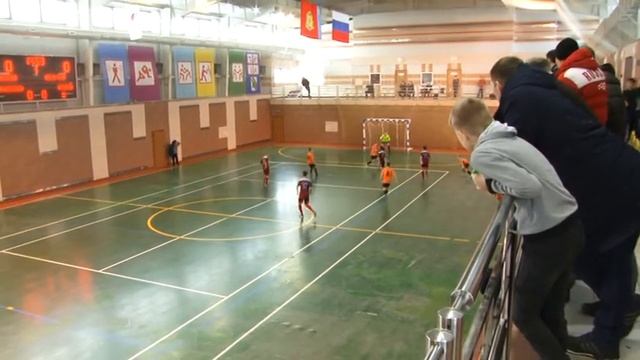 Телерепортаж из Радужного юношеское Первенство АМФ "Золотое кольцо" смотреть онлайн