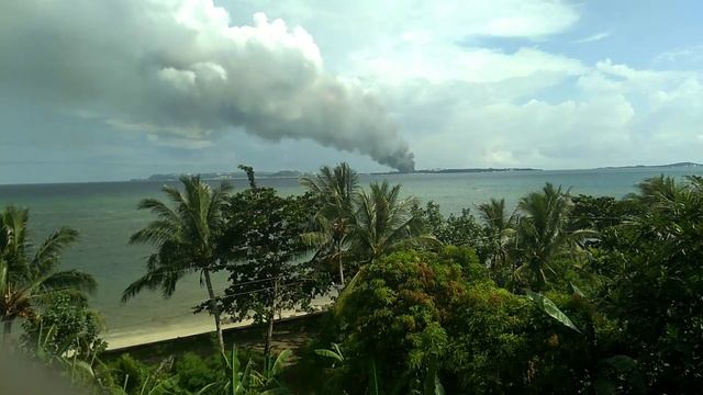 Boracay Island fire October 24, 2019. Sitio Manoc Manoc, Ambulong смотреть онлайн
