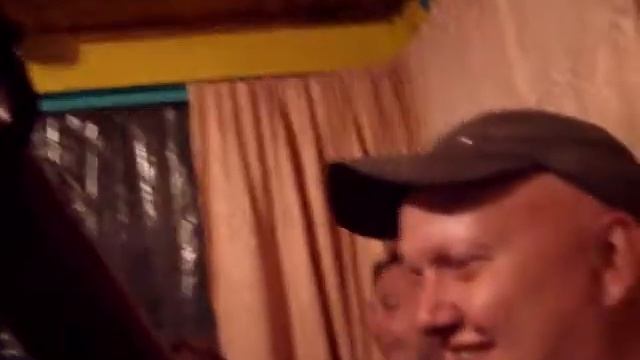Лёша поёт про лимоны ).avi смотреть онлайн