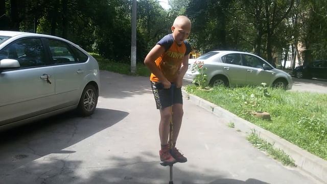 Прыгаем на кузнечике смотреть онлайн