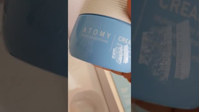 Какое чудо , это роскошь для нашей кожи !!! смотреть онлайн