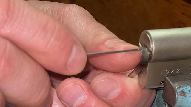mul-t-lock mtl800 lockpicking, смотреть онлайн