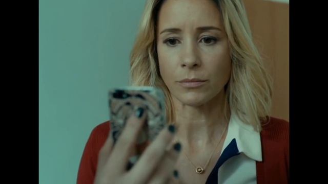 Шантажируют учительницу