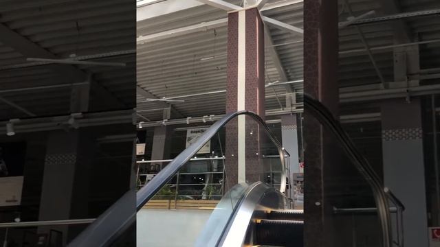 ERGOLIFE Львів - Магазин Ергономічних меблів та аксесуарів у ТЦ Три Слони смотреть онлайн