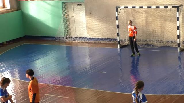 53 - 76(2) ----- 1тайм (1) смотреть онлайн