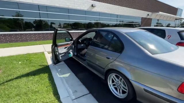 2003 BMW 540i MSport Sedan Cold Start смотреть онлайн