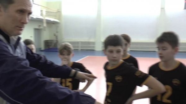 Песня о волейболе. "Пол потолок". Автор текста Олег Станиславович Ершов