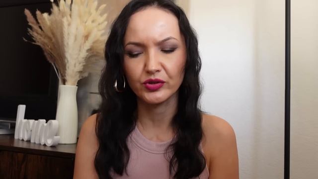 VLOG: субботний шоппинг. ПОКУПКИ. Новая сумка. Праймер, от которого стали расти расницы. смотреть онлайн