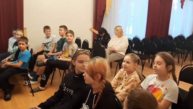 Журналист СН встретился с детьми из Ясиноватой смотреть онлайн