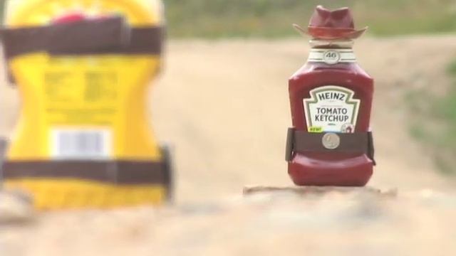 Don't Mess With Red (Heinz 57 Commercial) смотреть онлайн
