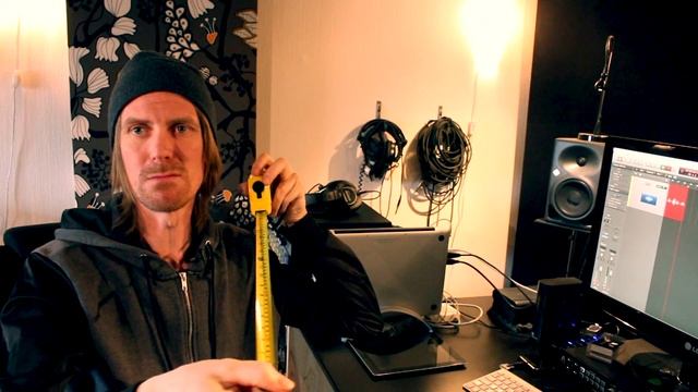 Find the Sweet Spot & Listening Position in your Home Studio смотреть онлайн