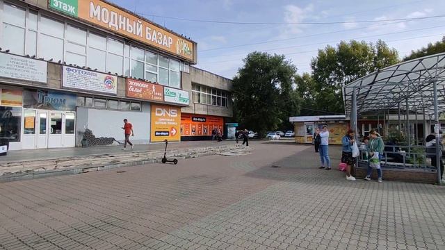 12.09.2023 Десантник поёт на площади Кирова "Дом быта" Комсомольск-на-Амуре(1) смотреть онлайн