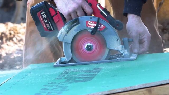 Akumulator M18 w jaki sposób wybrać urządzenie na budowę ? AKUMULATOR 12.0 AH Milwaukee® M18™ смотреть онлайн