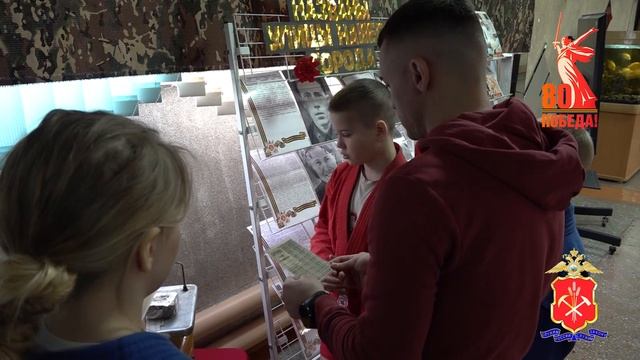 В Прокопьевске общественники присоединились ко всероссийскому флешмобу «С нами Победа!» смотреть онлайн