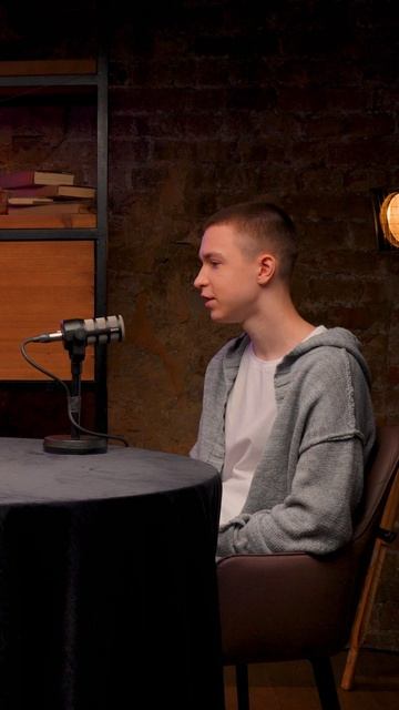 ОТЕЦ ПРОДАЛ БИЗНЕС, ЧТОБЫ СЫН ПОПАЛ В МОСКВУ 😱💞 ОТ КИРОВСКИХ УЛИЦ ДО ВЕРШИН КИНОИНДУСТРИИ #успех смотреть онлайн