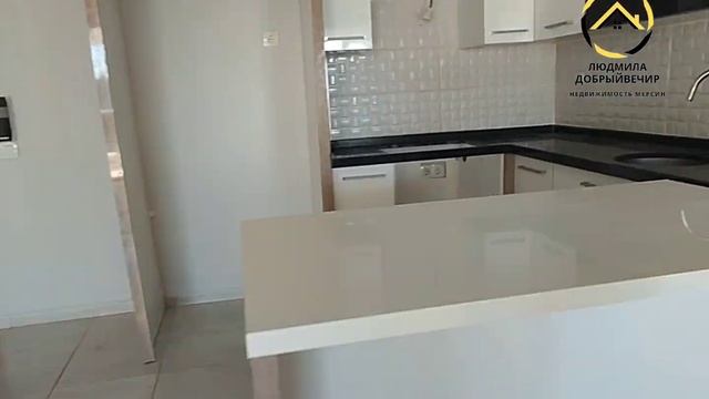 Mersin, Tece. 1+1 большой площади с красивейшим видом на море. смотреть онлайн