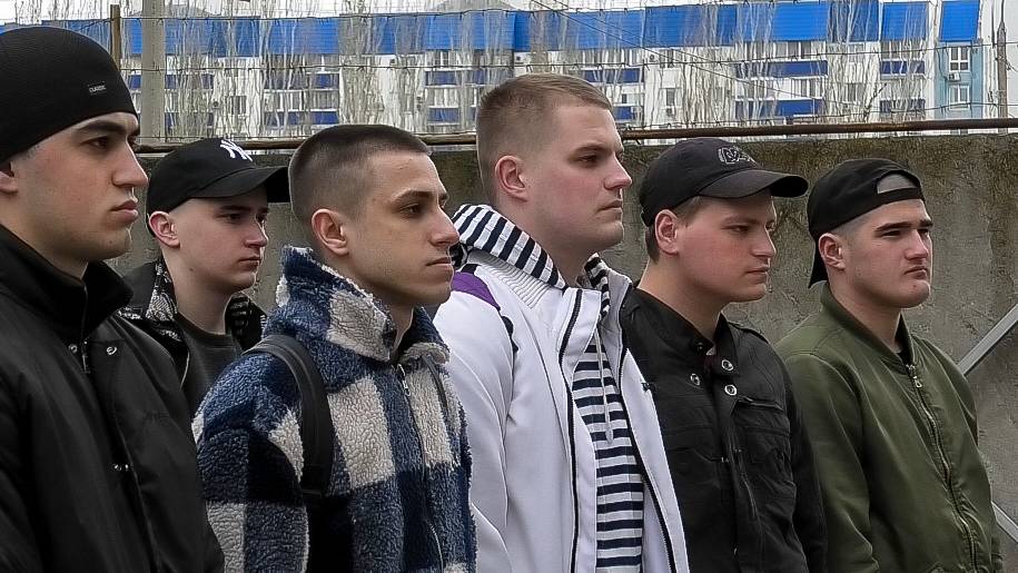 В Волжском стартовал весенний призыв смотреть онлайн