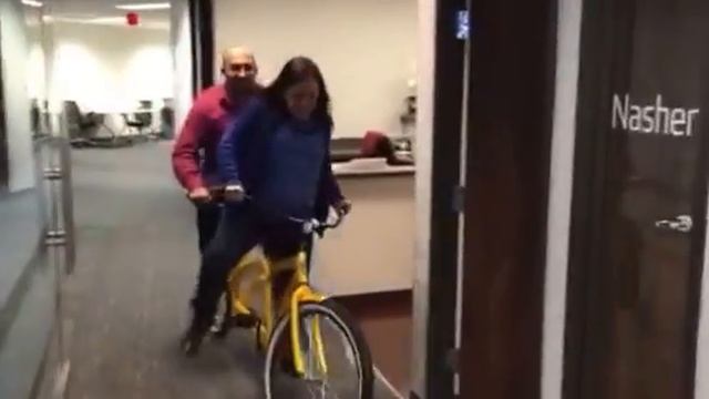 Office Tandem Fail смотреть онлайн