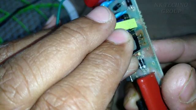 YOU CAN USE THIS TRANSISTOR FOR YOUR MOSQUITO BAT CIRCUIT смотреть онлайн