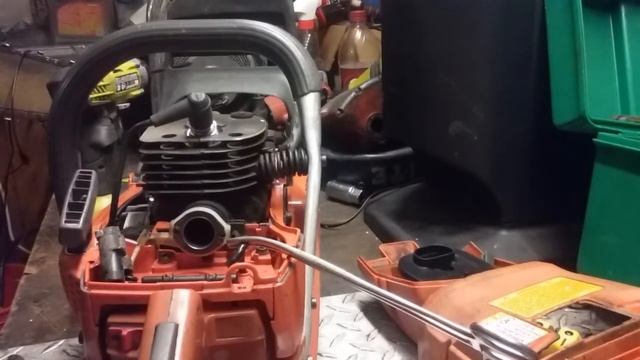 HOW TO - husqvarna 372xp 371 365 362 non x torq carburetor replacement смотреть онлайн