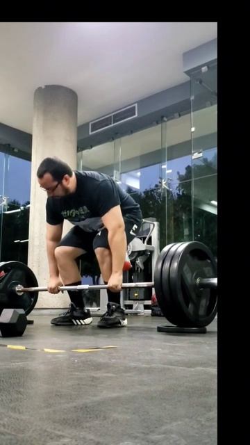 Deadlift +315 lb/+143 kg x 7 reps смотреть онлайн