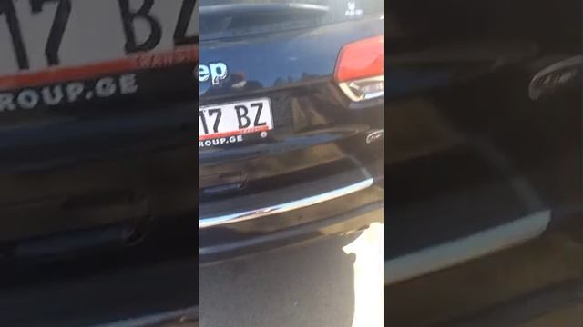 Прибыл его величество Jeep Grand Cherokee смотреть онлайн