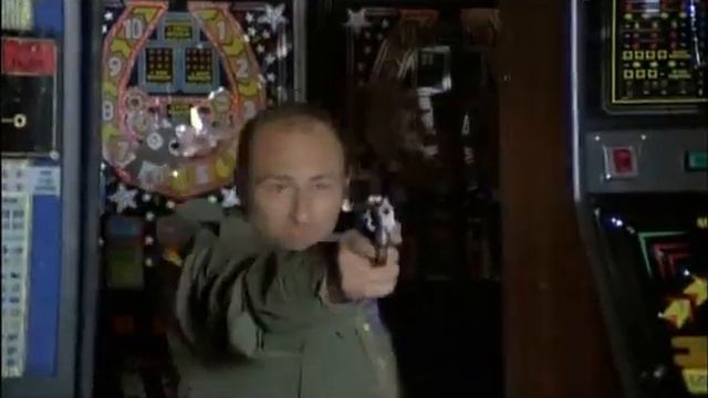 Ennio Morricone-Le Marginal смотреть онлайн