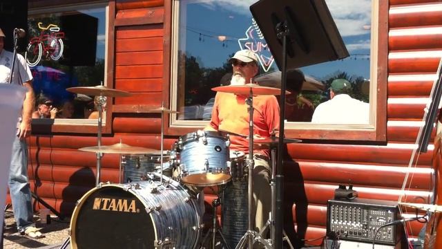 Two Beats Ahead - Chameleon - 8-14-2010 Moonlite Bay in Crosslake, MN смотреть онлайн