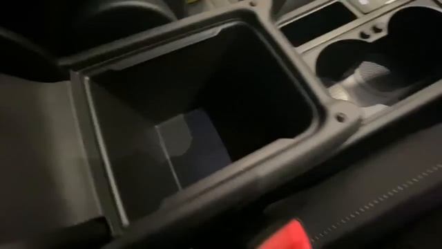 【希少な輸入車ミニバン】2024モデルがやっと入庫！走り好きなお父さんも納得！運転が楽しいミニバンでストレスなし！ смотреть онлайн